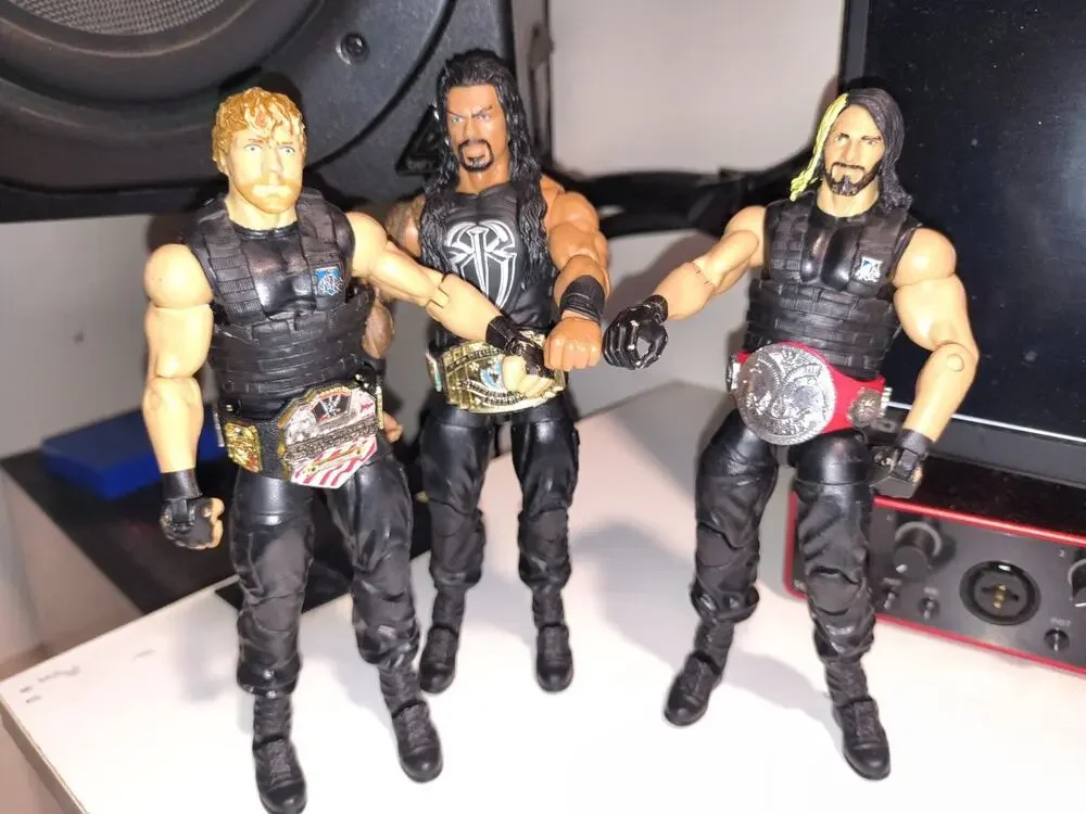 WWE Elite The Shield Roman Reigns Seth Rollins Dean Ambrose With Championships